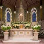 The newly renovated St. Mary's Hall chapel / Photo : Boston College