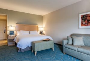 hamptoninnguestroom